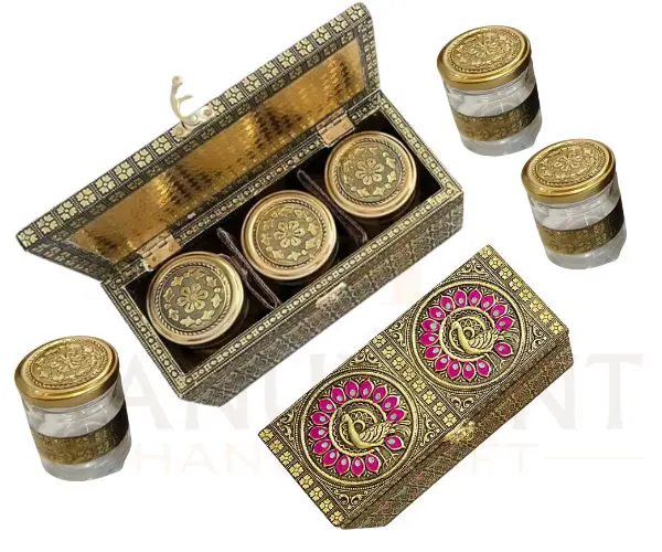 Meenakari Dry Fruit Box with Glass Jars – Designer Gift Box for Festive Use - Image 3