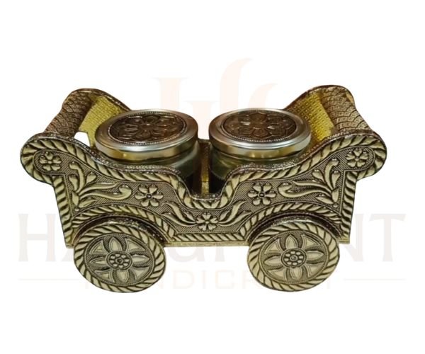 Antique Metal Chariot with 2 Jars Traditional Dry Fruit Gift Set (1) Handcrafted Antique Gold Metal Chariot Gift Set – 2 Glass Jars for Dry Fruits - Image 1
