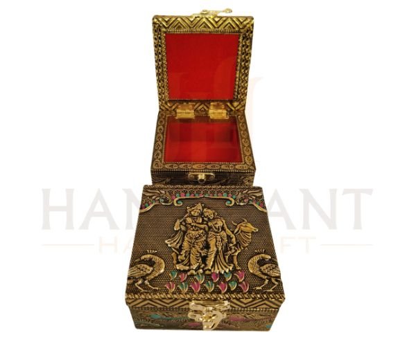 Mina Antique Gold (4) Antique Mina Rajwadi Jewellery Box with Velvet Interior - Image 1